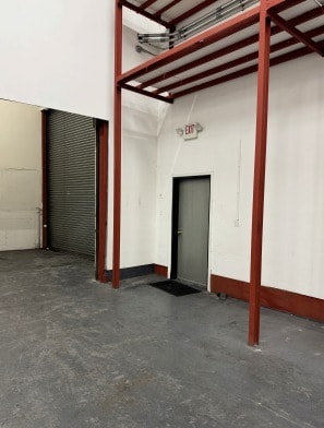 13202 89th Ave, Richmond Hill, NY for lease Interior Photo- Image 1 of 3