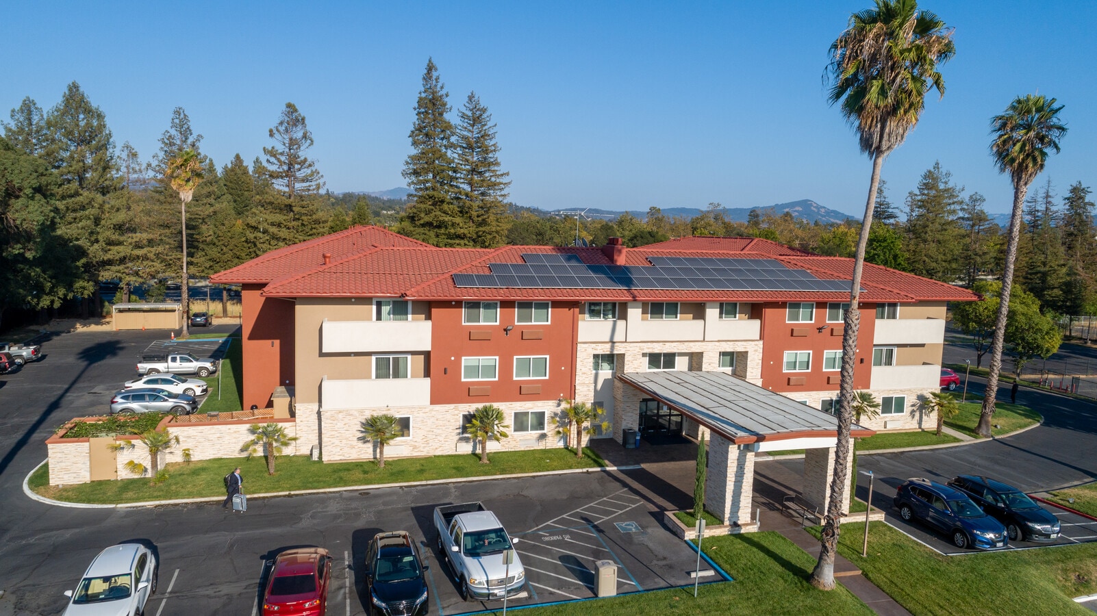 2632 Cleveland Ave, Santa Rosa, CA 95403