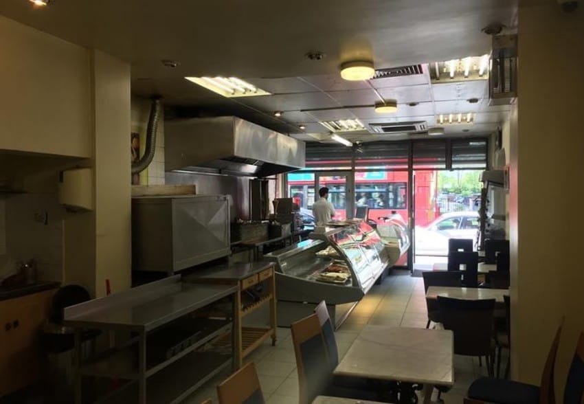 155 The Vale, London for lease - Interior Photo - Image 3 of 3