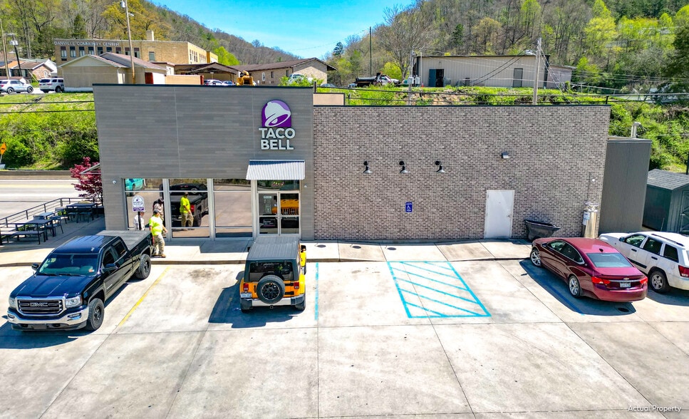 1962 Smoot Ave, Danville, WV for sale - Building Photo - Image 1 of 5