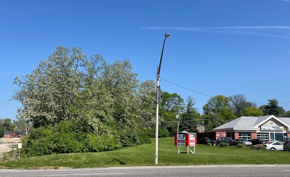 7725 Watson Rd, Saint Louis, MO for sale - Building Photo - Image 1 of 4