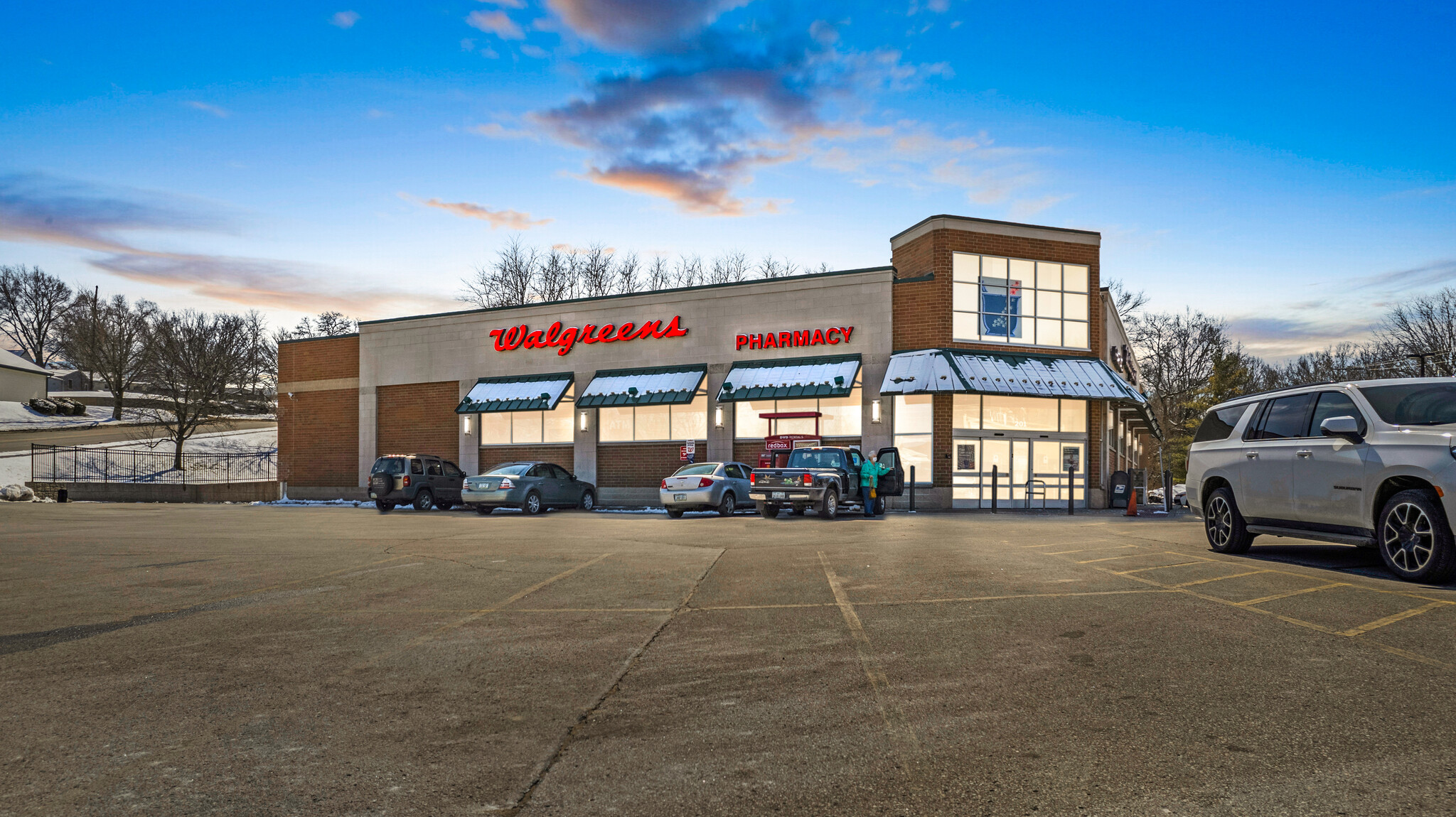 201 S Central Ave, Burlington, IA for sale Building Photo- Image 1 of 1