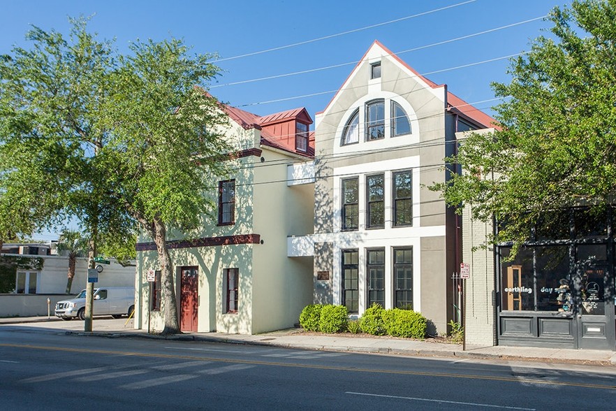 241-243 E Bay St, Charleston, SC for sale - Building Photo - Image 1 of 12