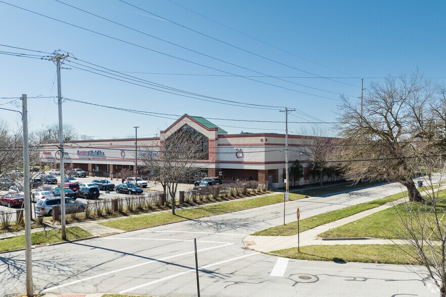 1707 Cherry St, Toledo, OH for lease - Building Photo - Image 3 of 6