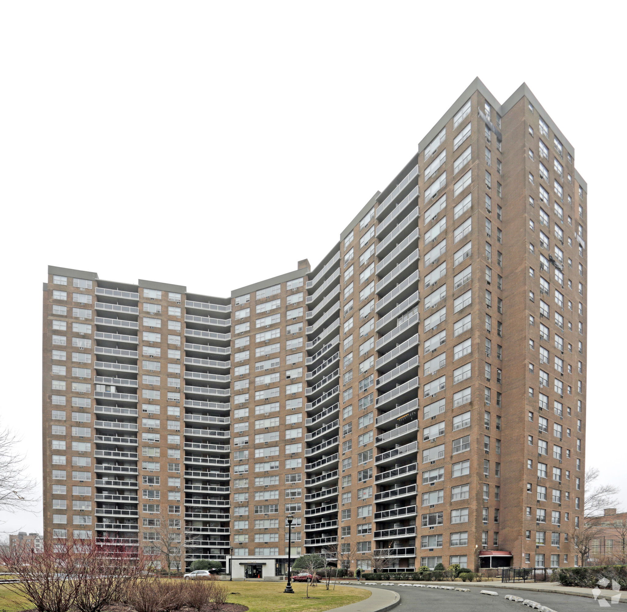 104-20-104-60 Queens Blvd, Forest Hills, NY for sale Primary Photo- Image 1 of 1