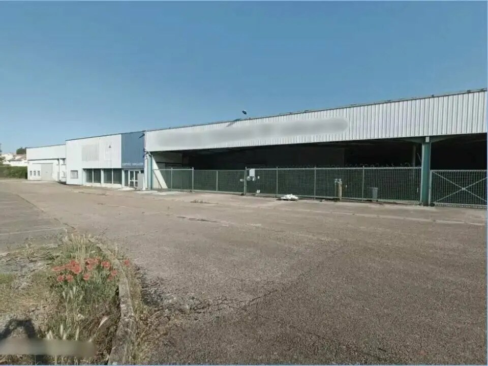 Flex in Troyes for lease Building Photo- Image 1 of 7