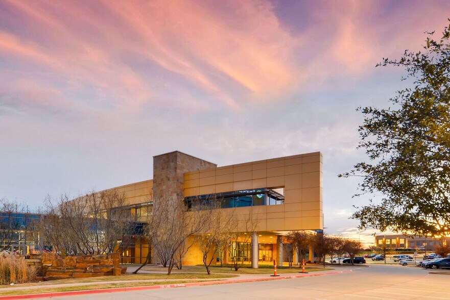 10840 Texas Health Trl, Fort Worth, TX for lease - Building Photo - Image 2 of 41