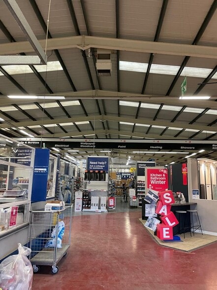 Haughton Rd, Darlington for lease - Interior Photo - Image 3 of 15