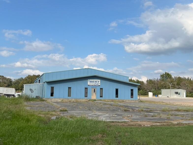 19754 FM 39, Iola, TX for sale - Building Photo - Image 1 of 16