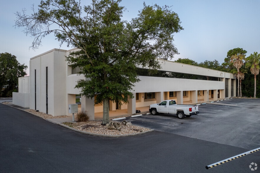 477 Commerce Way, Longwood, FL for lease - Primary Photo - Image 1 of 6