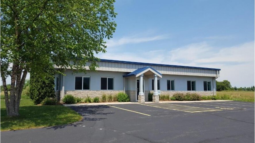 W355S8890 Godfrey Ln, Eagle, WI for sale Primary Photo- Image 1 of 1