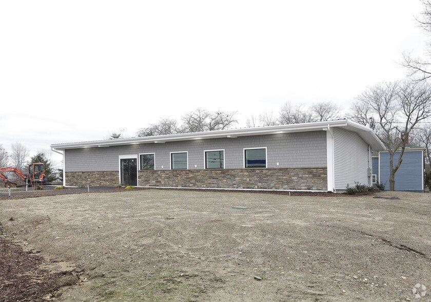 11 New Zealand Rd, Seabrook, NH for sale - Primary Photo - Image 1 of 1