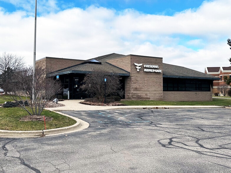 5311 Clyde Park Ave SW, Grand Rapids, MI for lease - Building Photo - Image 1 of 3