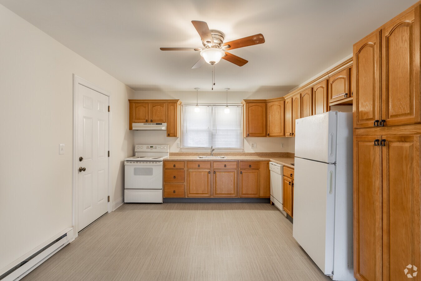 77 Newfield Ave, Waterbury, CT 06708