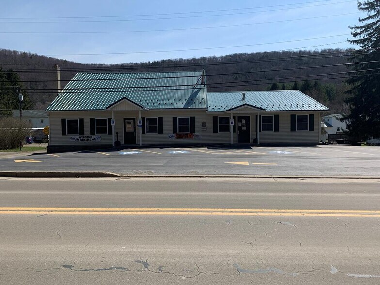 762 N Main St, Coudersport, PA 16915