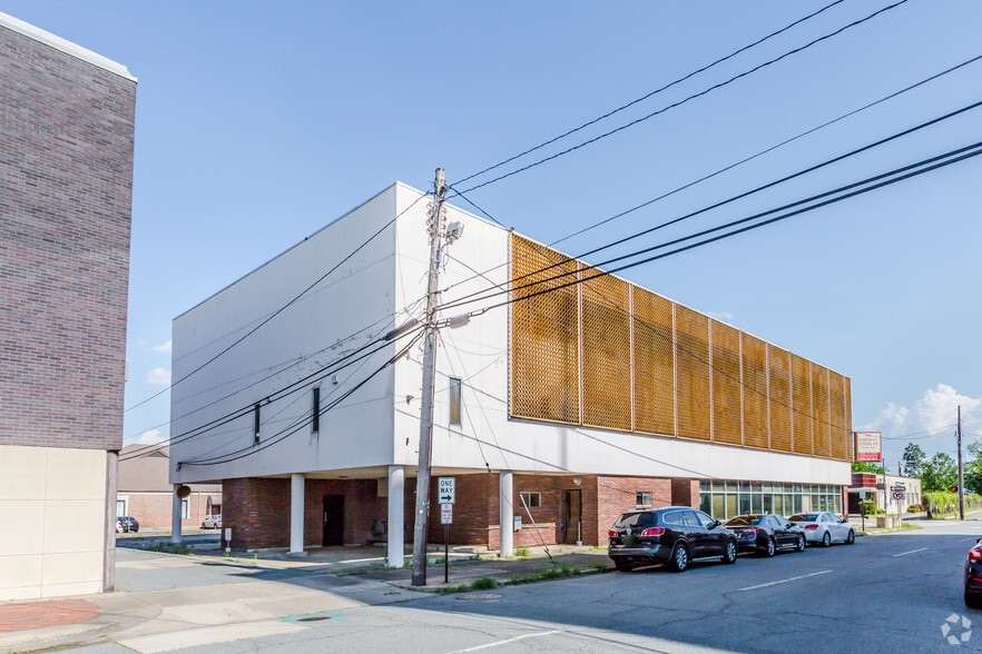 121 W 6th Ave, Pine Bluff, AR for sale - Building Photo - Image 3 of 7