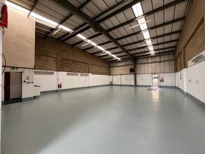 Edison Rd, Aylesbury for lease Interior Photo- Image 2 of 3