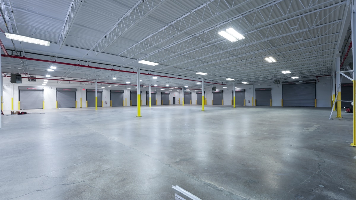 34-52 Laurel Hill Blvd, Maspeth, NY for sale Interior Photo- Image 1 of 1