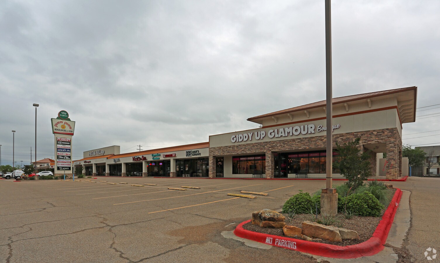 900 Harvey Rd, College Station, TX 77840