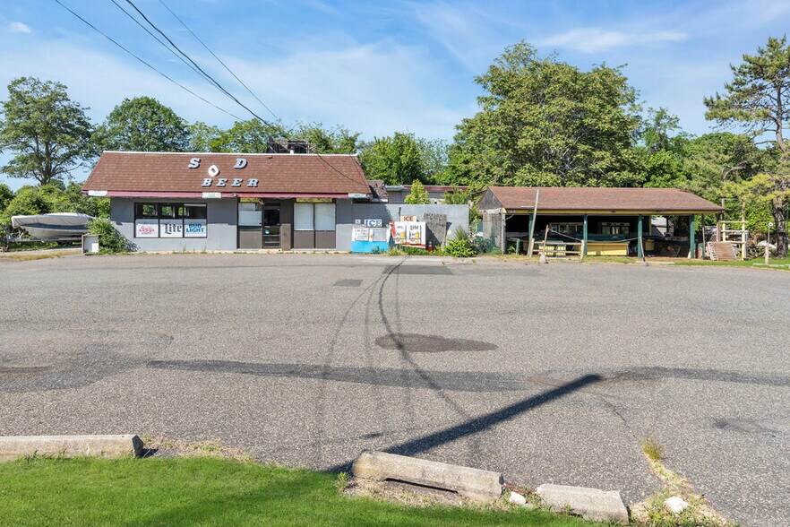 628 Higgins Ave, Brielle, NJ 08730