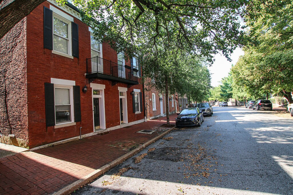 1818 S 8th St, Saint Louis, MO for sale Primary Photo- Image 1 of 1