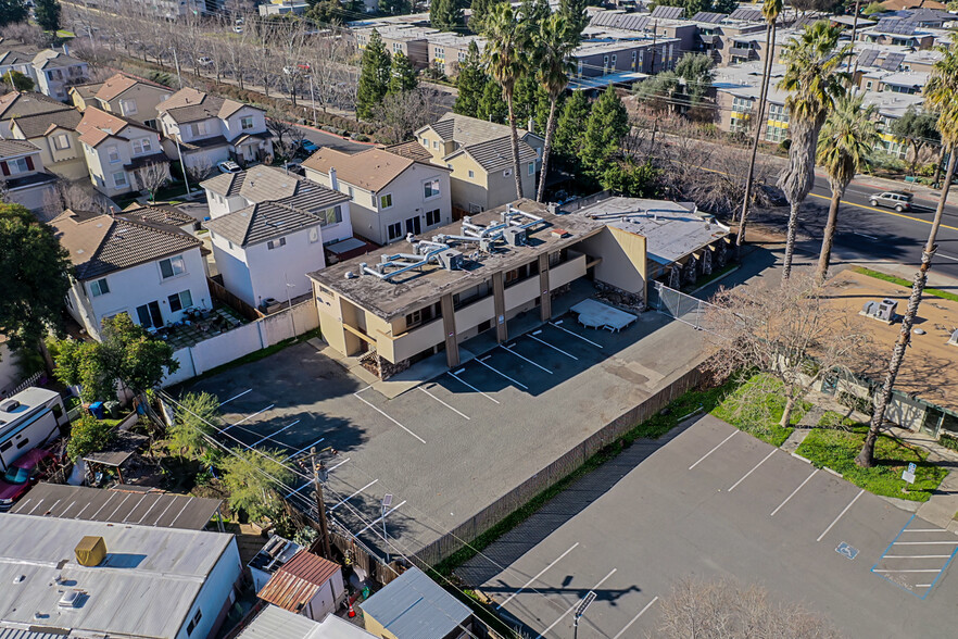 1280 Monument Blvd, Concord, CA for lease - Aerial - Image 1 of 3