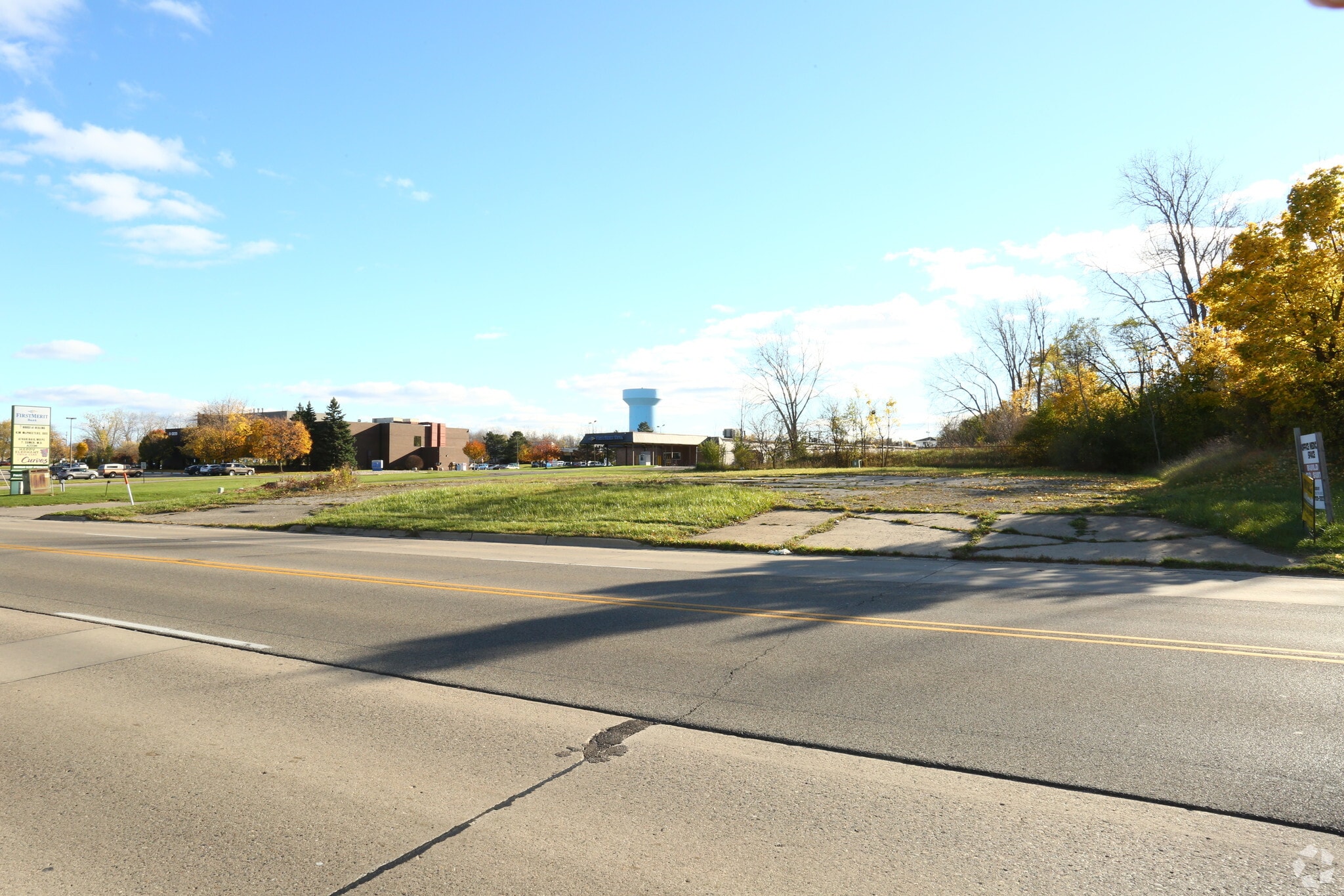 3301 Beecher Rd, Flint, MI for sale Primary Photo- Image 1 of 1