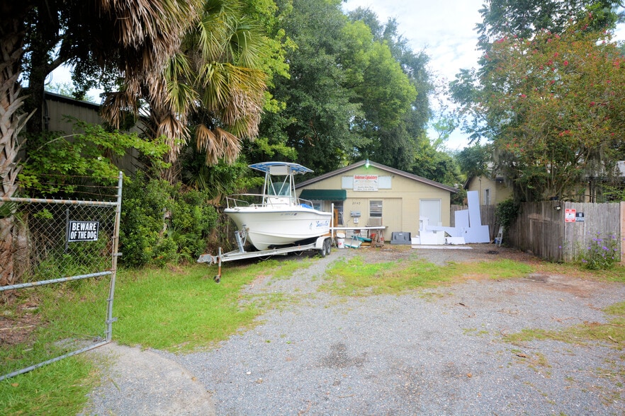 Anderson Marine Upholstrey portfolio of 2 properties for sale on LoopNet.com - Building Photo - Image 3 of 24