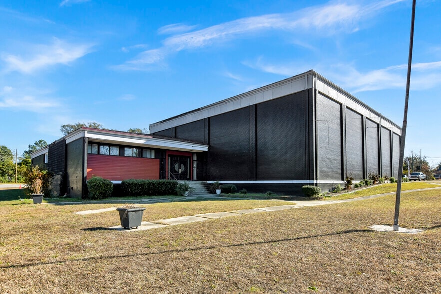 920 N 6th St, Wilmington, NC for sale - Building Photo - Image 1 of 32