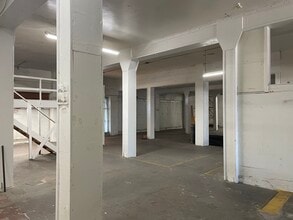 1922 Central Ave, Saint Petersburg, FL for sale Interior Photo- Image 2 of 2