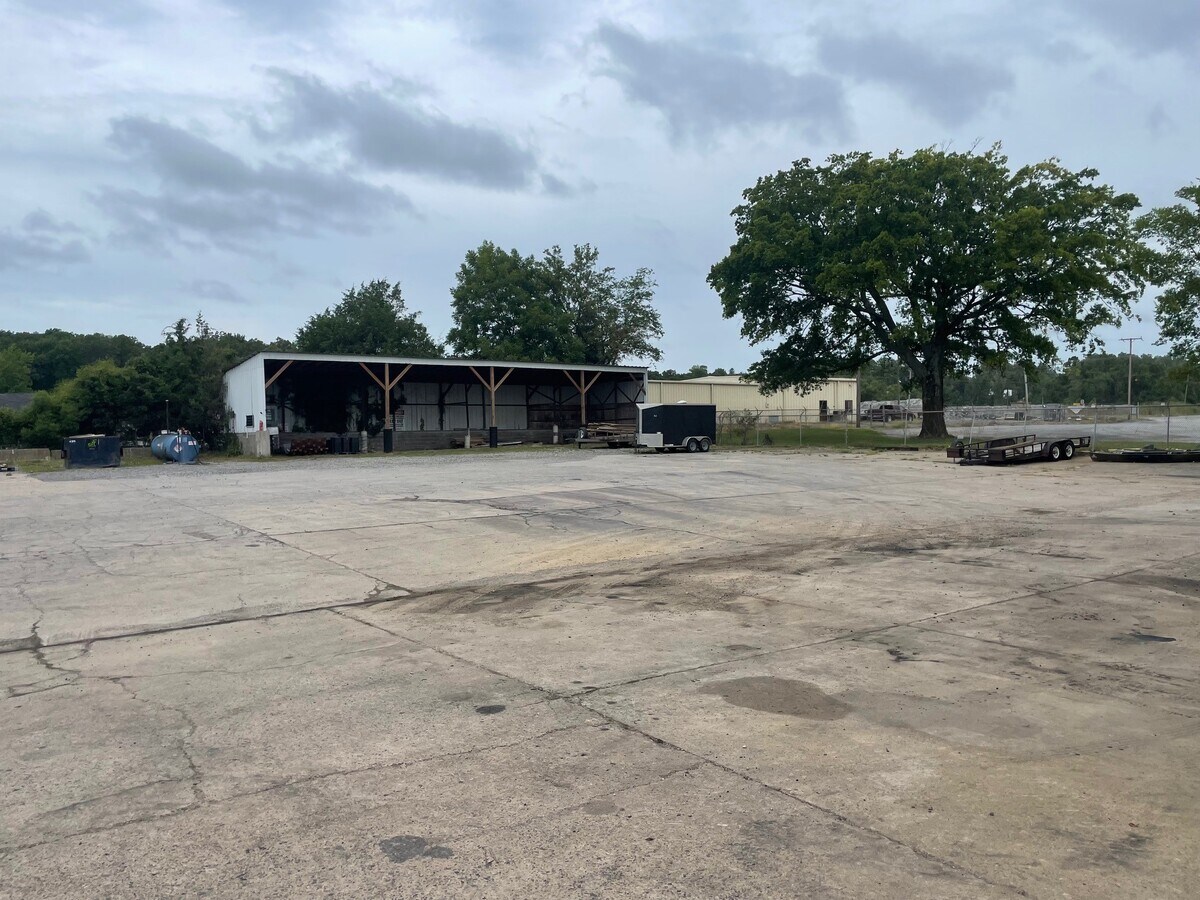 408 W Dixon Rd, Little Rock, AR 72206