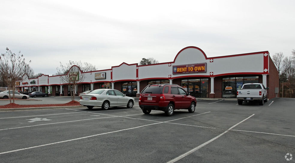 1701-1721 N Church St, Burlington, NC for lease - Building Photo - Image 3 of 4