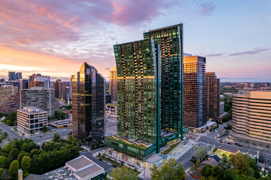 4750 Yonge St, Toronto, ON for sale - Primary Photo - Image 1 of 15