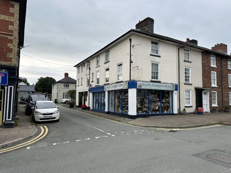 High St, Llanidloes for sale - Building Photo - Image 3 of 3