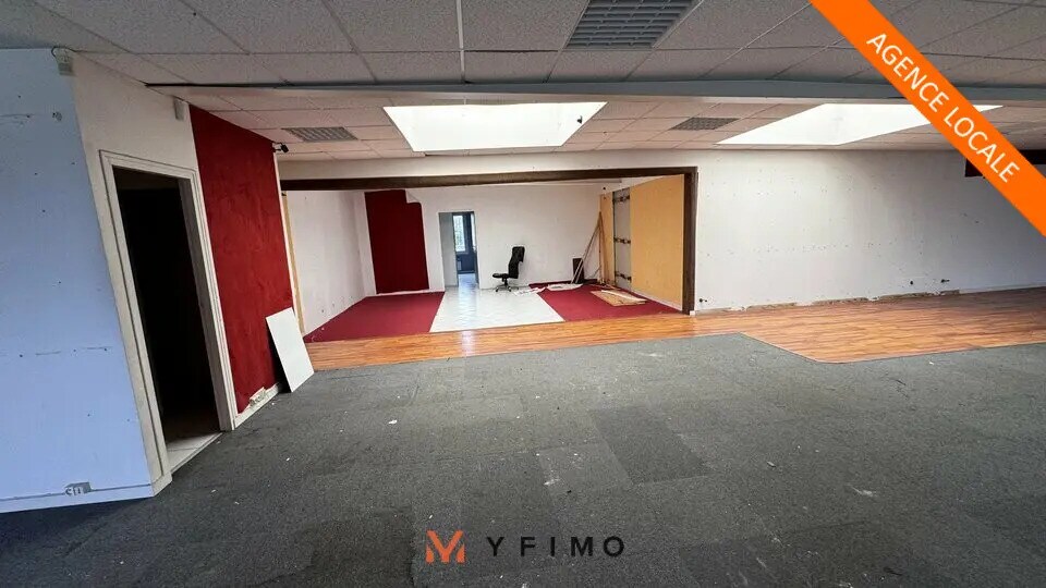 Office in Osny for sale - Interior Photo - Image 2 of 6