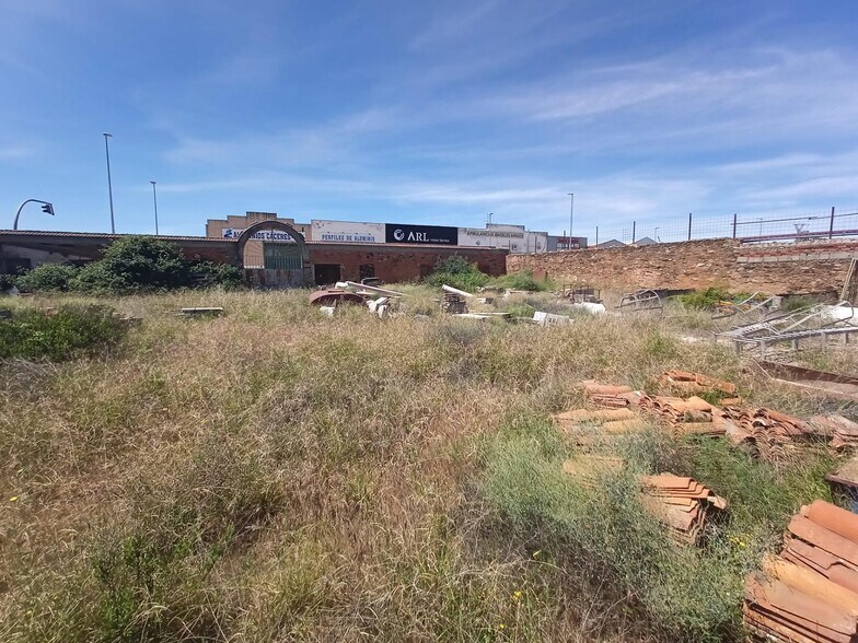 Land in Cáceres for sale - Building Photo - Image 3 of 7