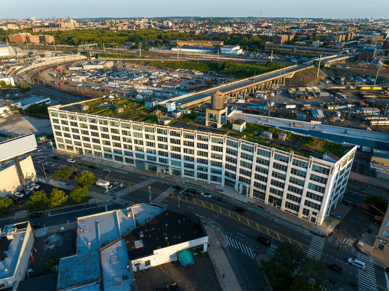 37-18 Northern Blvd, Long Island City, NY for lease - Aerial - Image 3 of 16