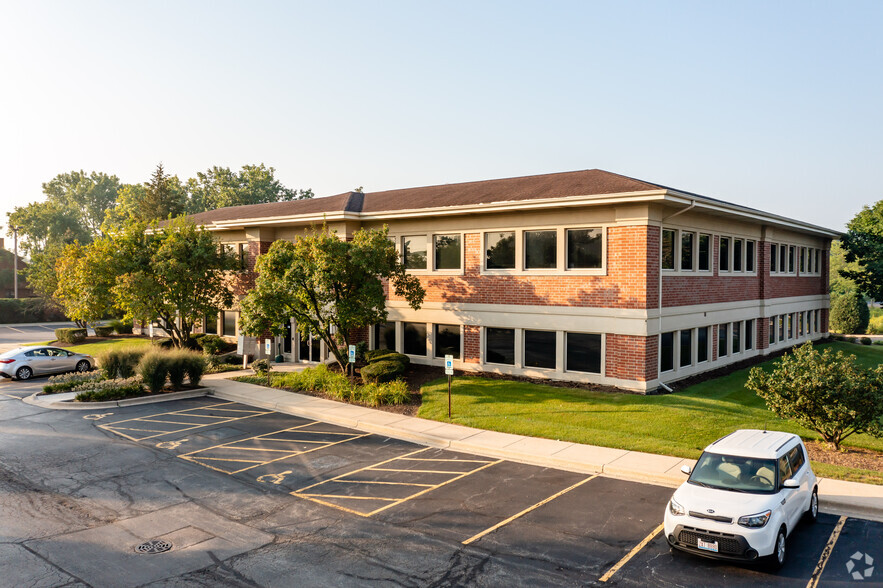 450-480 E Roosevelt Rd, West Chicago, IL for lease - Building Photo - Image 3 of 13