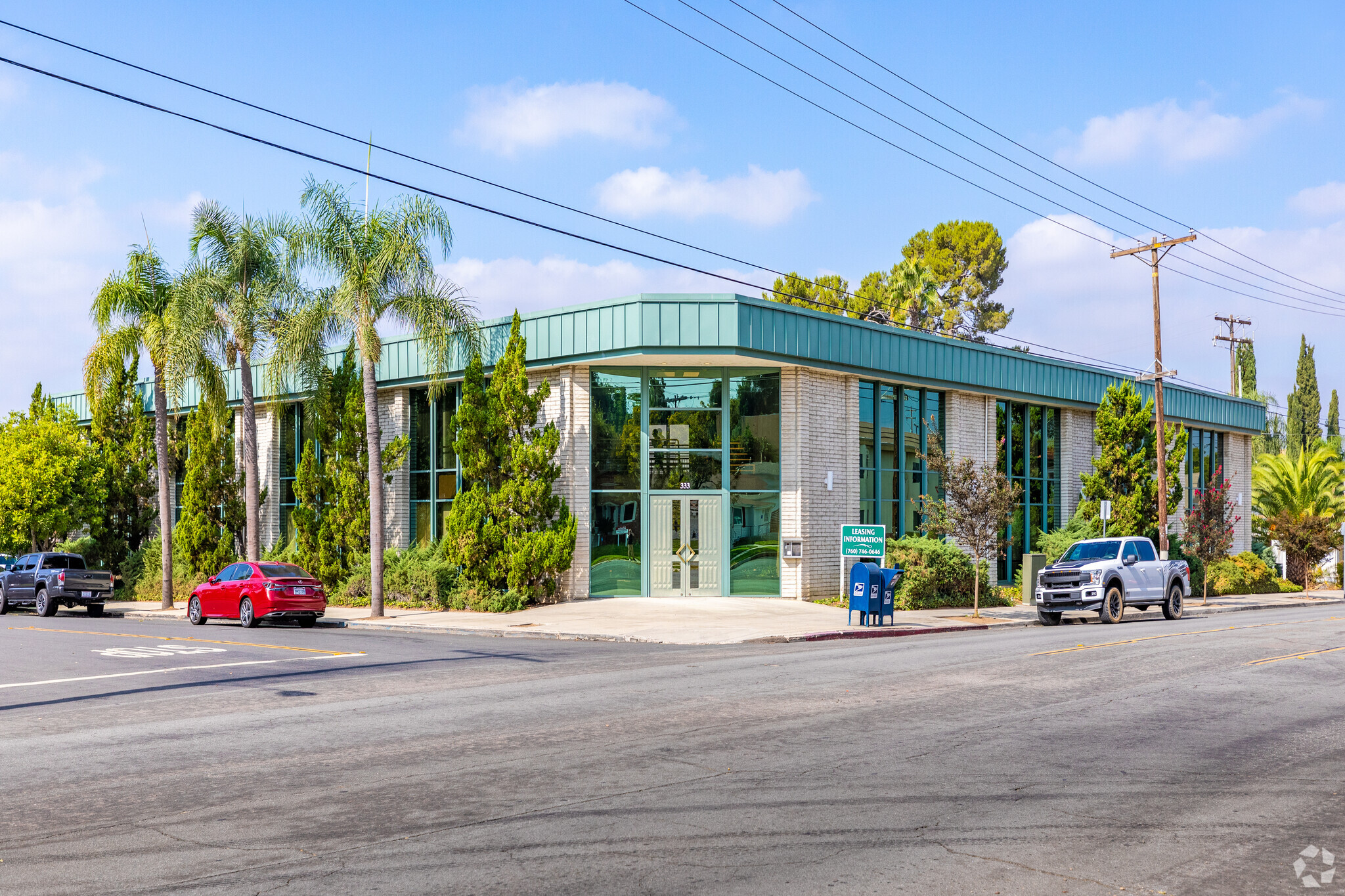 333 S Juniper St, Escondido, CA for lease Primary Photo- Image 1 of 8