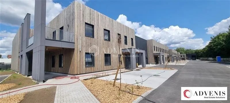 Industrial in Wambrechies for lease - Building Photo - Image 1 of 12