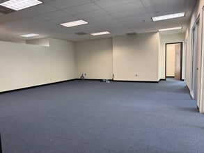 4234 Green River Rd, Corona, CA for lease Interior Photo- Image 2 of 10