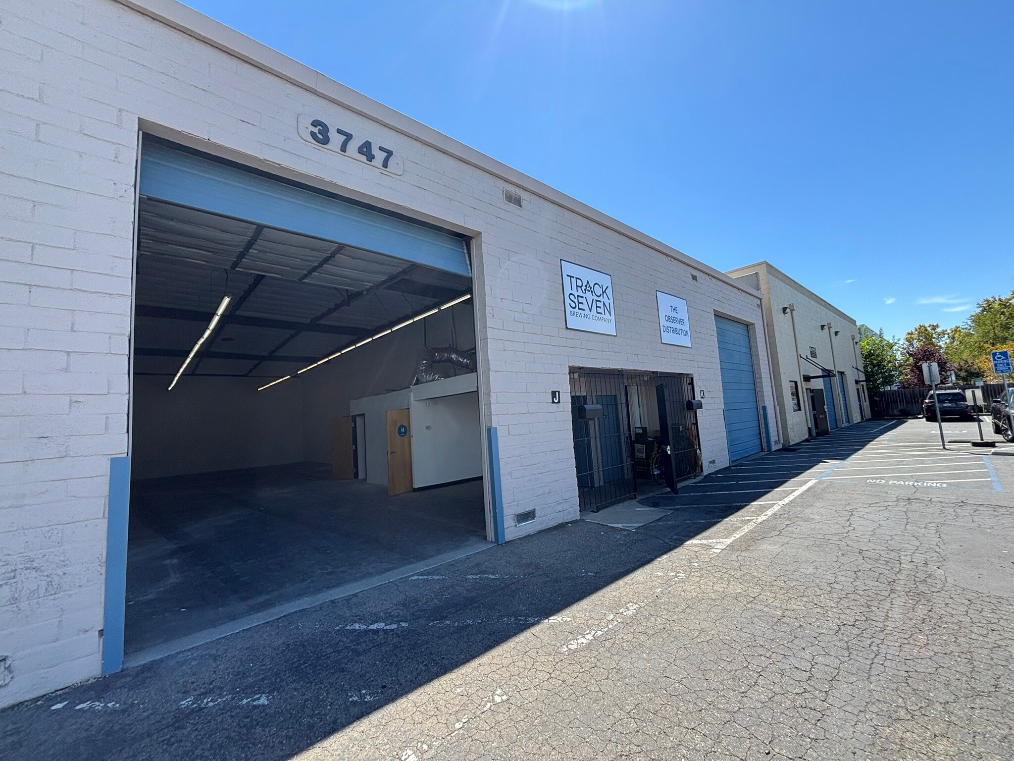 3747 W Pacific Ave, Sacramento, CA for lease Building Photo- Image 1 of 10