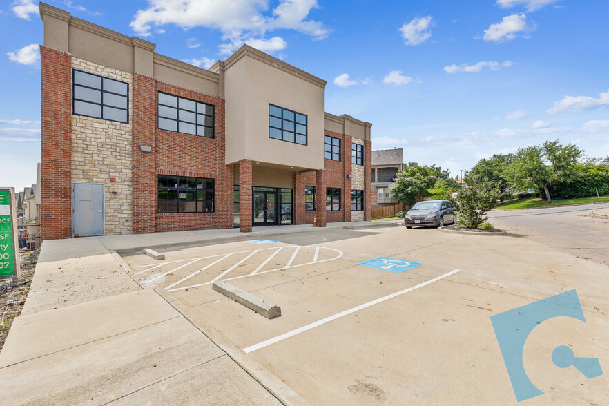 840 Ranchview Dr, Irving, TX for sale - Building Photo - Image 1 of 10