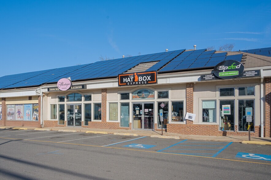 605 E County Line Rd, Lakewood, NJ for lease - Building Photo - Image 3 of 6