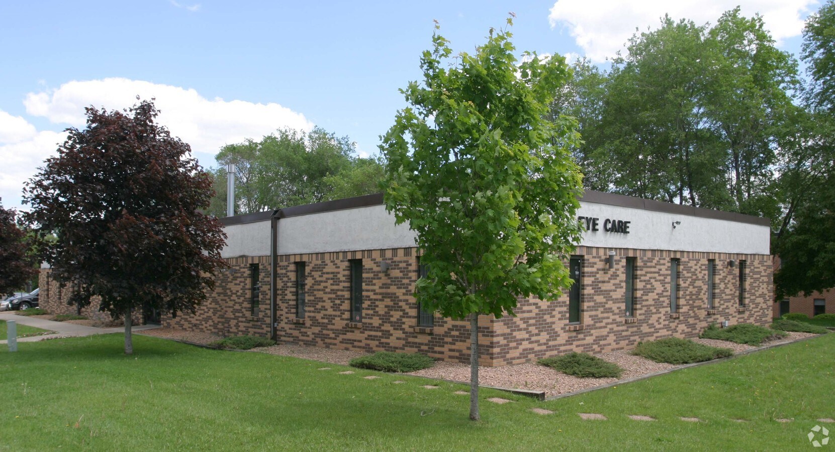 6299 University Ave NE, Fridley, MN 55432 | LoopNet