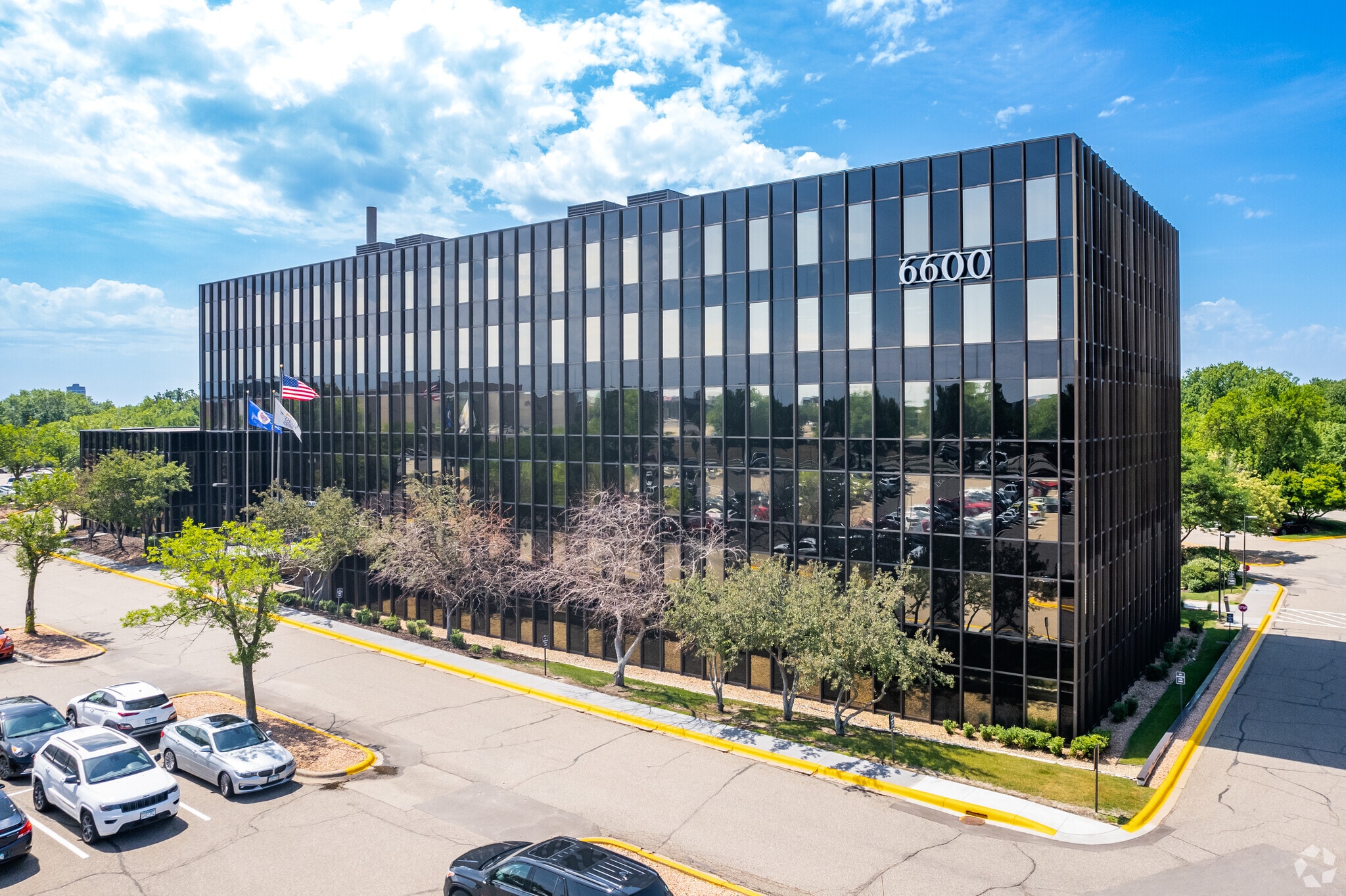 6600 France Ave S, Edina, MN for lease Building Photo- Image 1 of 19