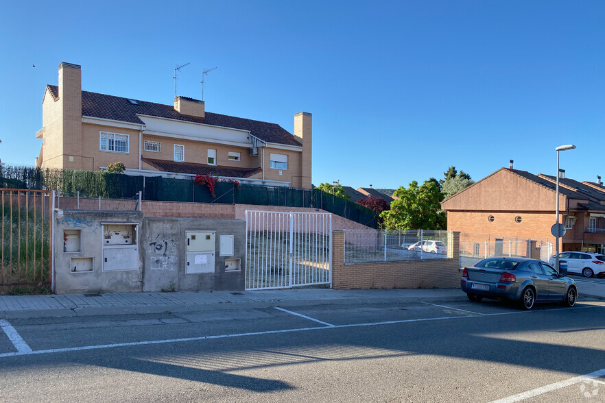 Calle Asia, 1, Villalbilla, Madrid for sale - Building Photo - Image 2 of 2