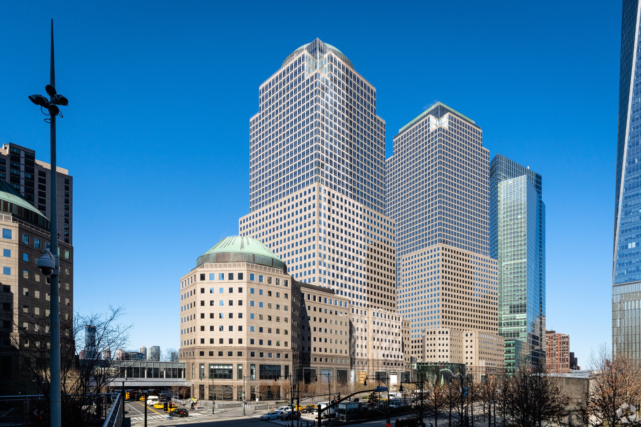 225 Liberty St, New York, NY for lease Primary Photo- Image 1 of 9