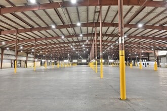2314 Wilkens Dr, Chillicothe, IL for lease Interior Photo- Image 2 of 4