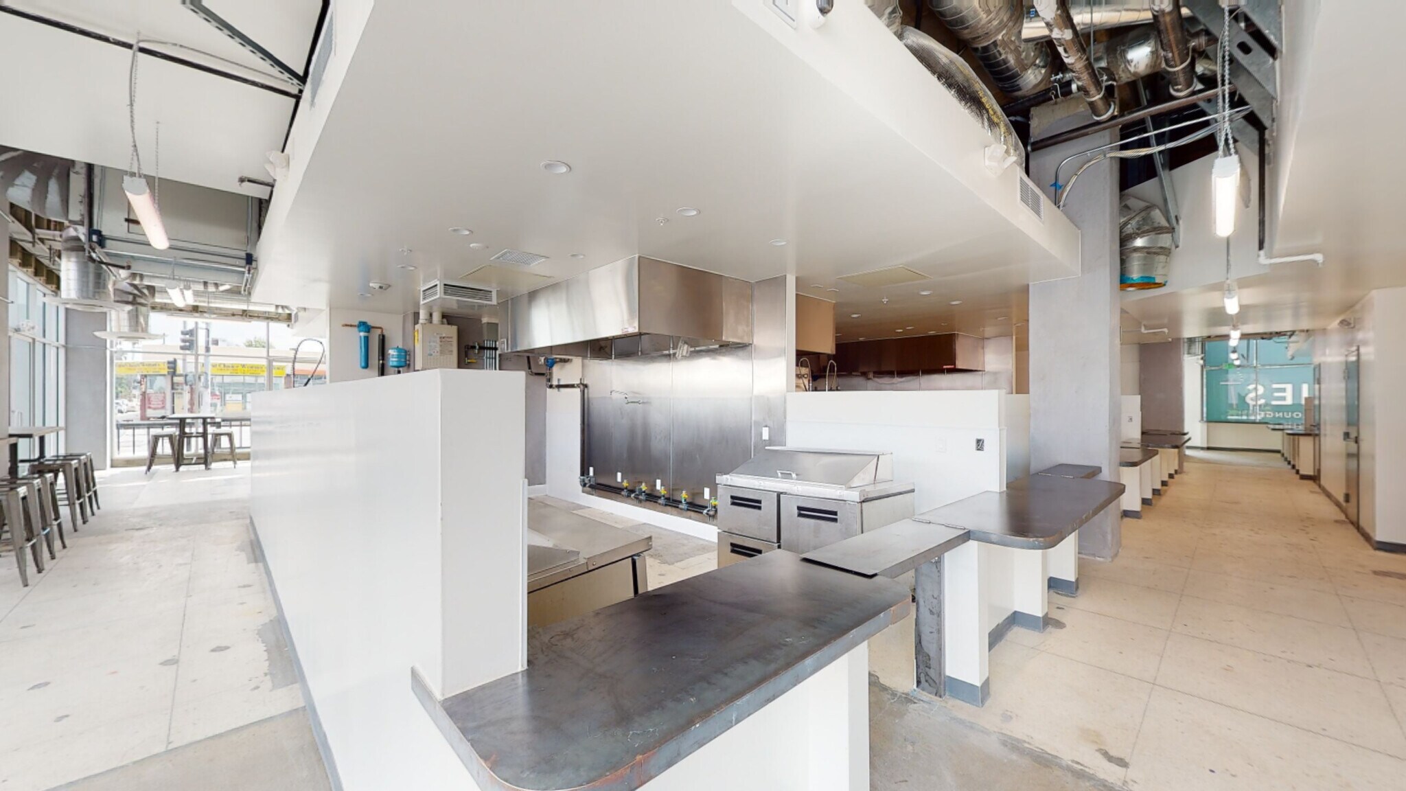 8155 Van Nuys Blvd, Van Nuys, CA 91402 LA Chef's Kitchen (16 Full